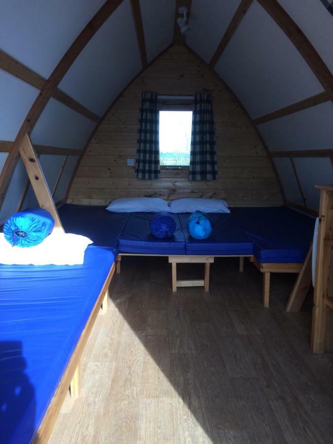 Готель Bower Pods Bowermadden Екстер'єр фото